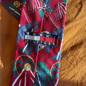 Vintage Tommy Hilfiger 100% Silk Tie